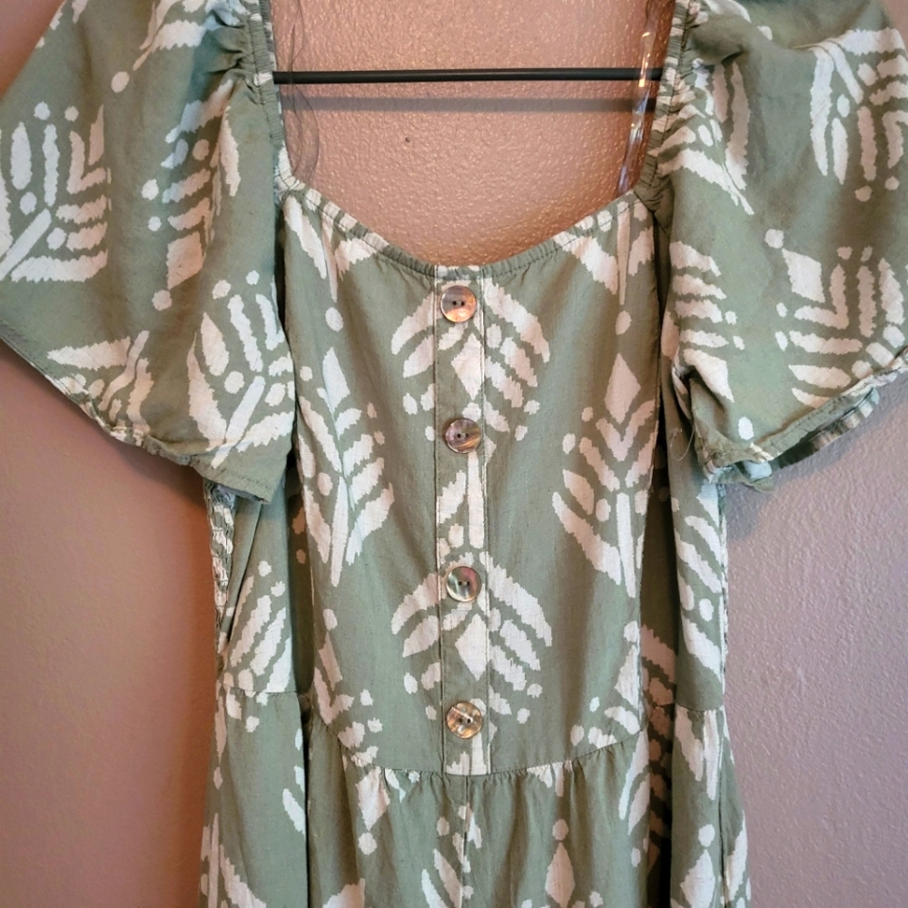 Luxology Medium Jumper light green/white leafy pattern